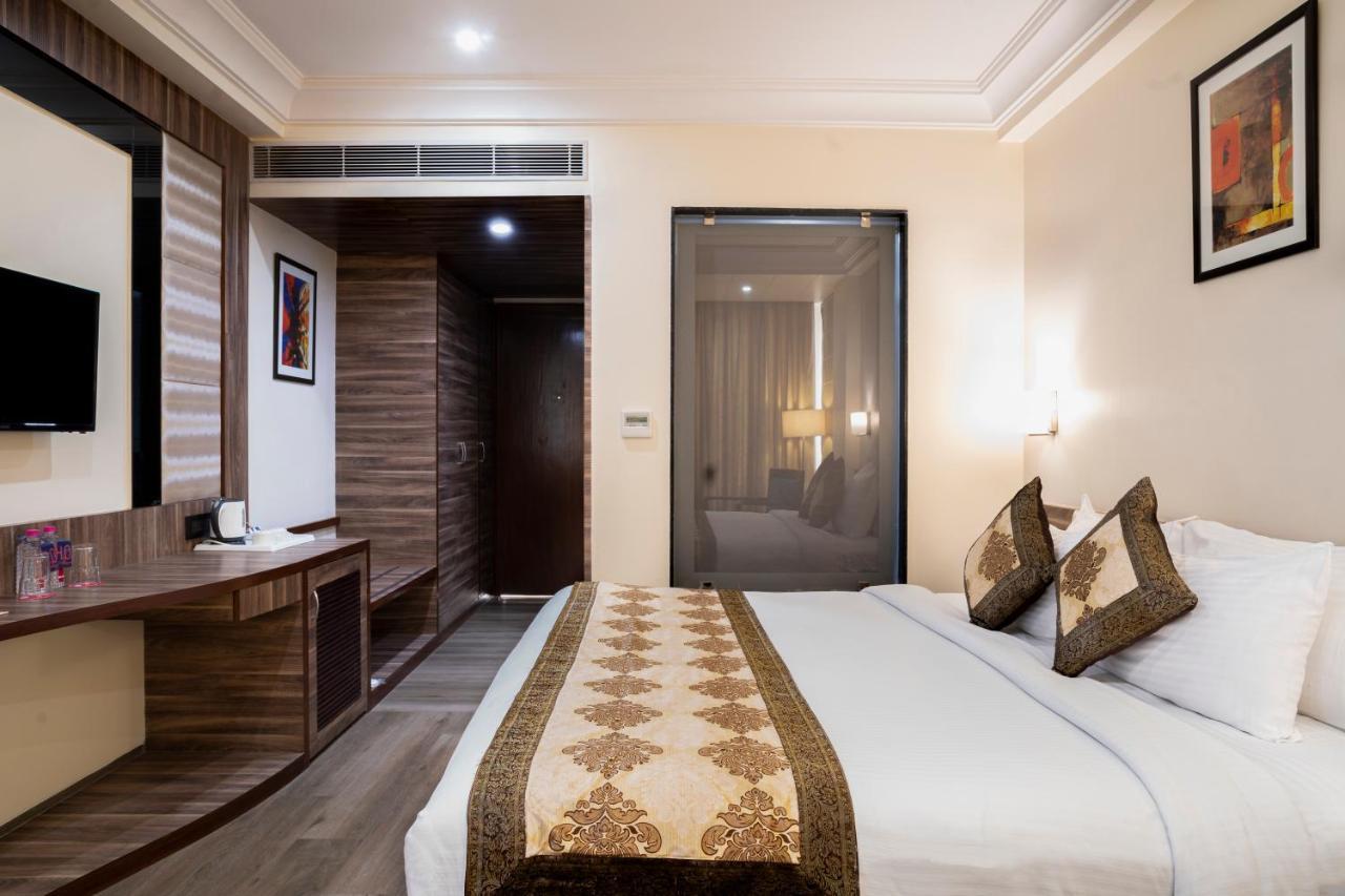 Spree Hotel Jaipur Exteriör bild