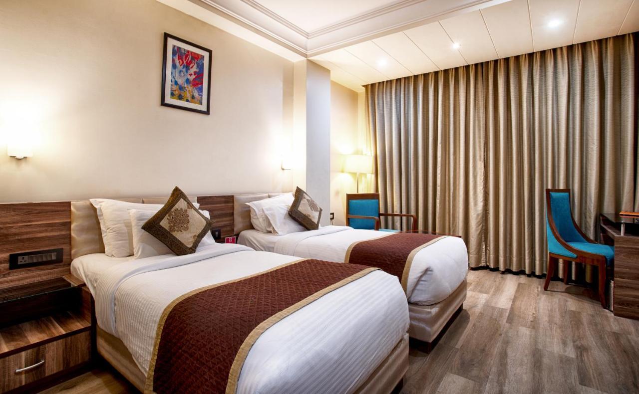Spree Hotel Jaipur Exteriör bild
